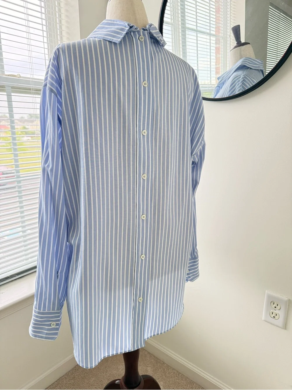 Zara Light Blue & White Vertical Stripe Button-Back Tunic/Dress- NWOT - Picture 2 of 11